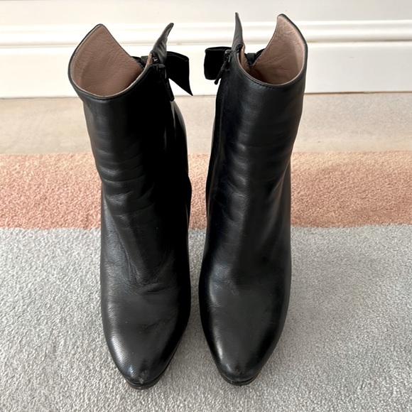 Chloe Shoes - Chloe Bow Back Leather Boots